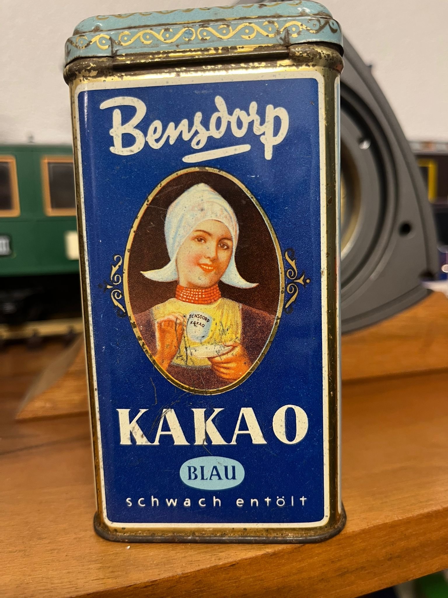 Boîte publicitaire Bensdorp Cacao — chocolat hollandais