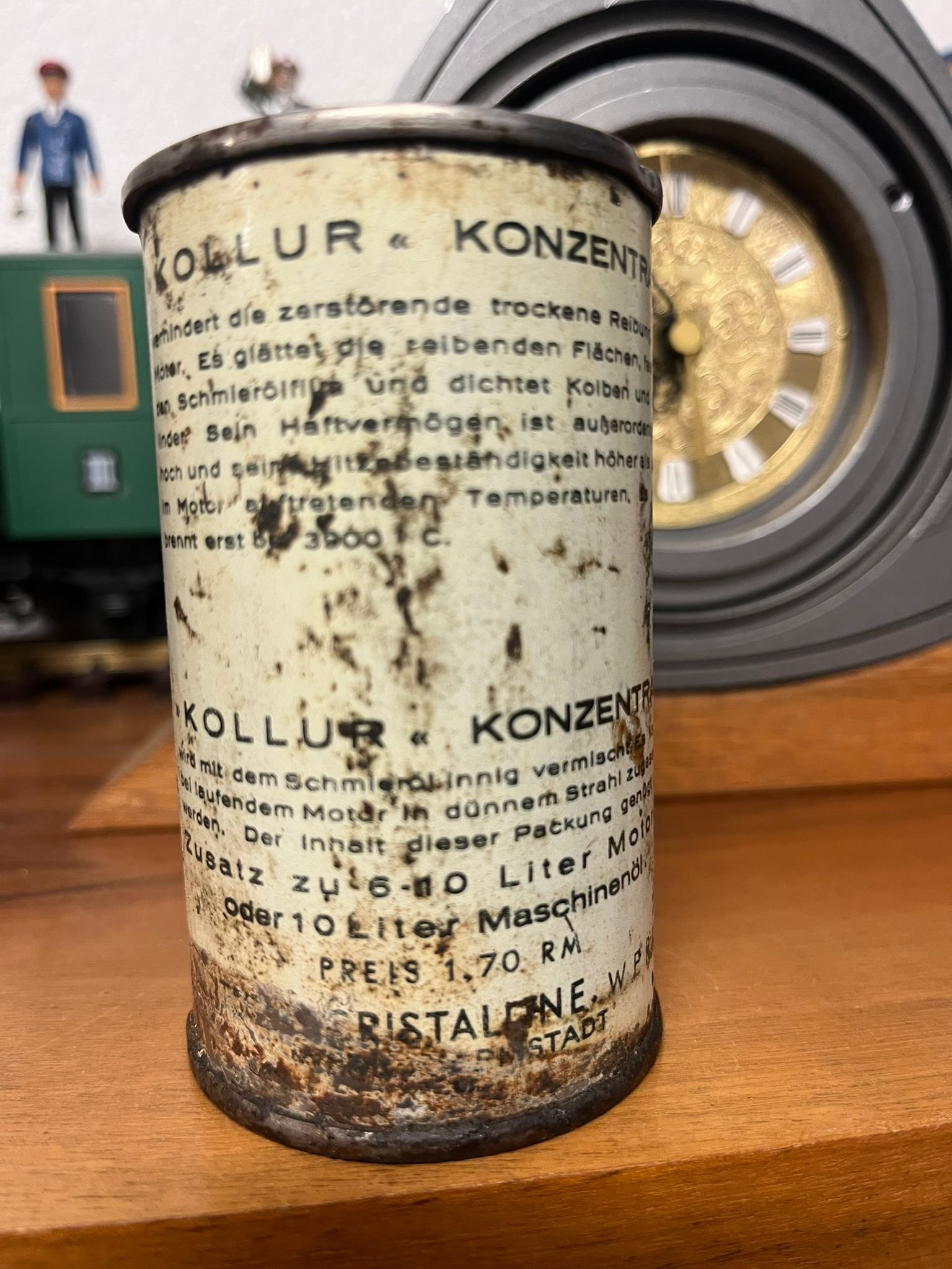 Boîte Kollur — pharmacie et hygiène vintage